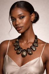 Veloura Necklace