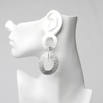 Dangling Textured Earrings